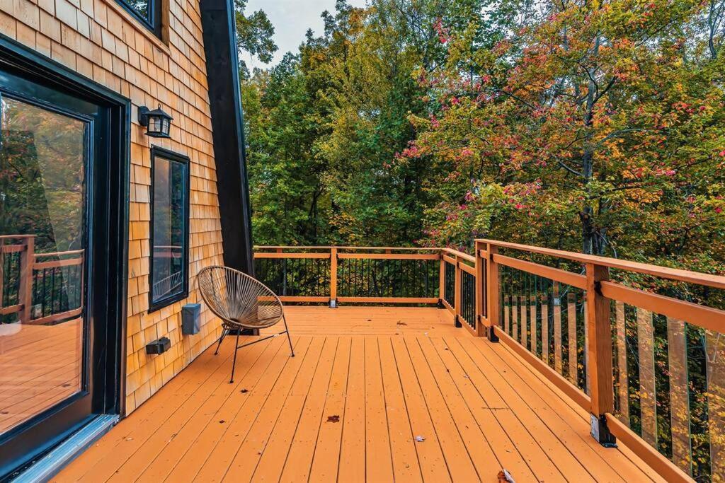 Secluded Mtn View New! 10 Mins To Gatlinburg Or Park Villa Exterior photo